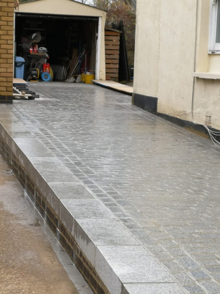 granite kerbs and granite setts