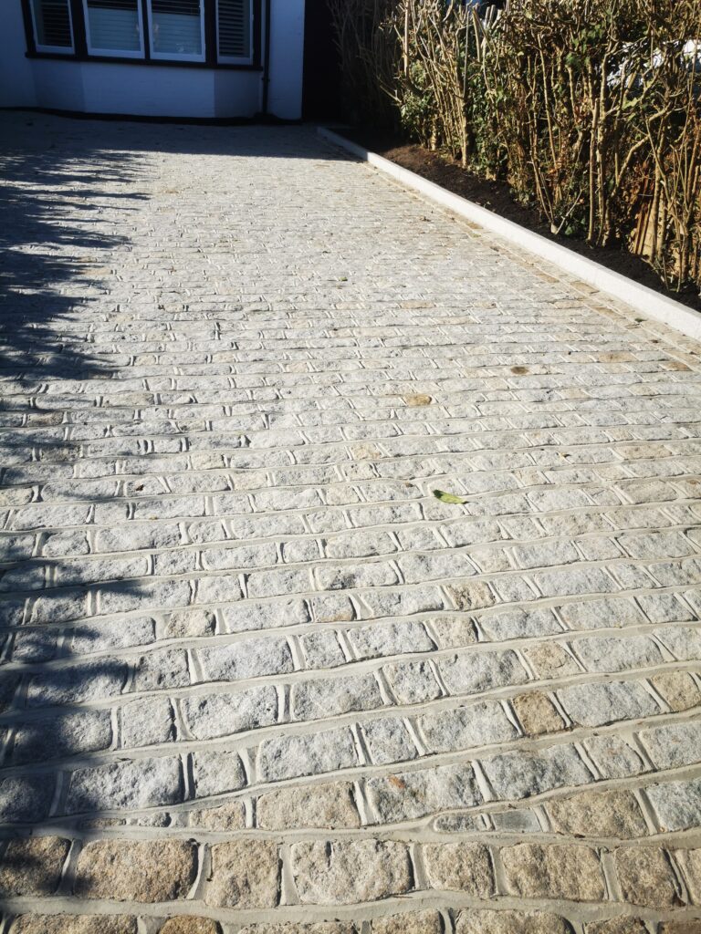 cropped granite setts